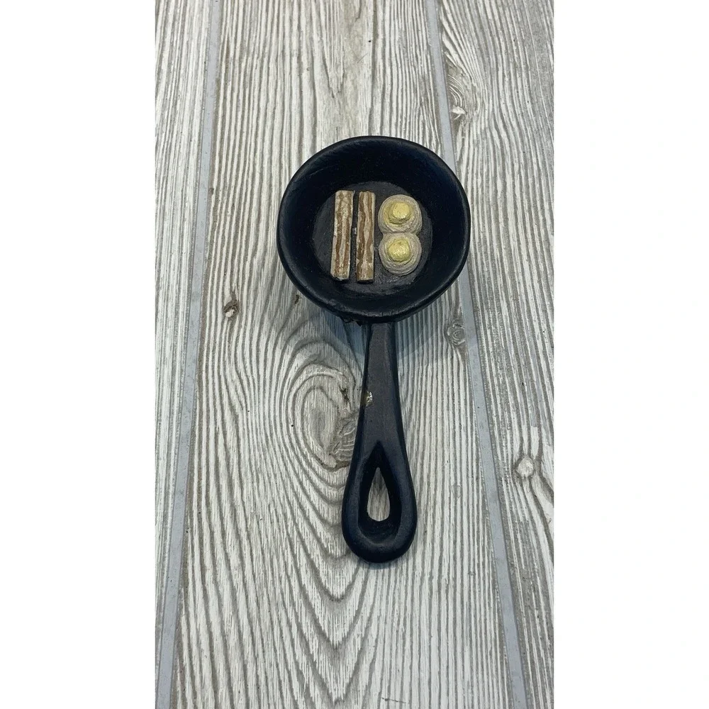 VTG Handcrafted Wooden Skillet Wall Hook Bacon and Eggs Breakfast Decor Black